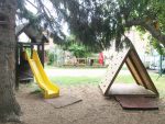 Drexler Leeb Spielplatz mit Blick auf Gastgarten