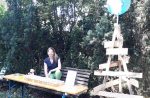 Zentrum für Kinder und Jugendliche – Jurtenkinder Im Garten mit Jurtenhonig